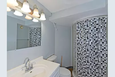 6806 Scott Avenue N, Brooklyn Center, MN 55429 - Photo 20