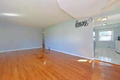 6806 Scott Avenue N, Brooklyn Center, MN 55429 - Photo 4