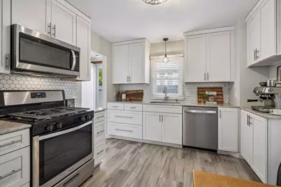 3947 Yates Avenue N, Robbinsdale, MN 55422 - Photo 10