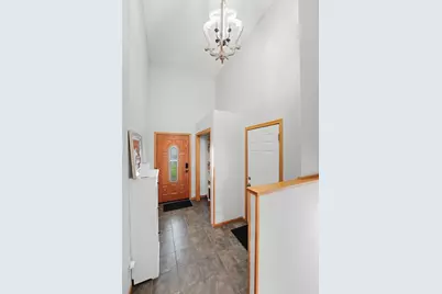 850 Savanna Avenue, Saint Cloud, MN 56303 - Photo 2