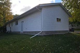 202 Rice St NW, Sleepy Eye, MN 56085 - Photo 28
