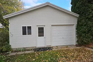 202 Rice St NW, Sleepy Eye, MN 56085 - Photo 24
