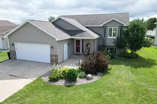 705 25th Ave NW, Austin, MN 55912 - Photo 1