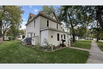 250 11th Avenue, Granite Falls, MN 56241 - Photo 2