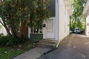 827 Weeks Ave SE, Minneapolis, MN 55414 - Photo 2