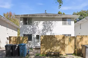 827 Weeks Ave SE, Minneapolis, MN 55414 - Photo 10