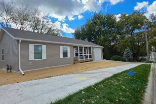 409 W Clark St, Albert Lea, MN 56007 - Photo 4