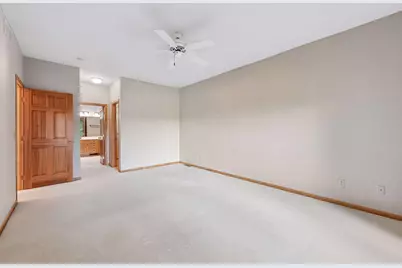 8395 Rosewood Drive, Chanhassen, MN 55317 - Photo 20