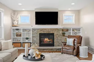 16513 Duluth Trl, Lakeville, MN 55044 - Photo 10