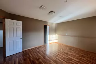 10113 Indigo Dr, Eden Prairie, MN 55347 - Photo 6