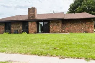 3009 1st Ave NW, Willmar, MN 56201 - Photo 2