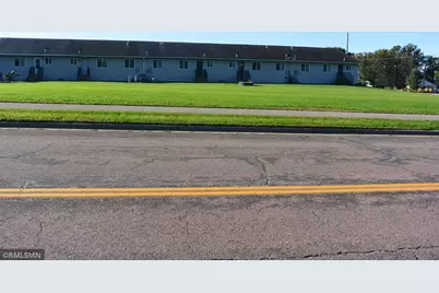 804 First Street E, Glencoe, MN 55336 - Photo 2