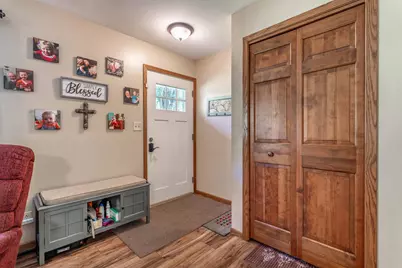 412 E Everett Avenue, Fergus Falls, MN 56537 - Photo 4