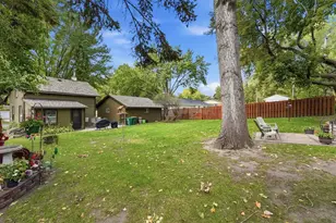 3210 Zane Ave N, Crystal, MN 55422 - Photo 24