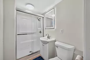 979 St Anthony Ave, Saint Paul, MN 55104 - Photo 20