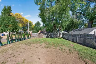 979 St Anthony Ave, Saint Paul, MN 55104 - Photo 26