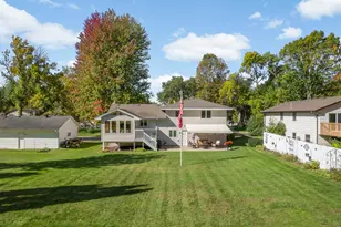 6624 Edgemont Blvd N, Brooklyn Park, MN 55428 - Photo 2