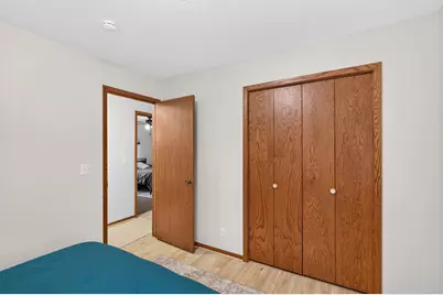1938 Edgerton Street, Maplewood, MN 55117 - Photo 18