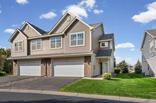 12214 River Valley Dr, Burnsville, MN 55337 - Photo 2