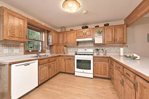 2002 NW 9th Ave, Grand Rapids, MN 55744 - Photo 10