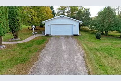 8989 195th Avenue NE, Oak Park, MN 56357 - Photo 10