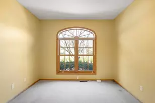 15395 Boulder Pointe Rd, Eden Prairie, MN 55347 - Photo 10