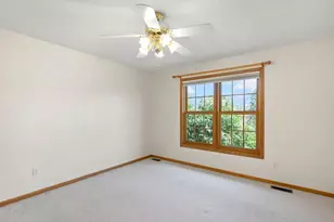 15395 Boulder Pointe Rd, Eden Prairie, MN 55347 - Photo 36