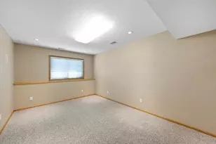 15395 Boulder Pointe Rd, Eden Prairie, MN 55347 - Photo 42