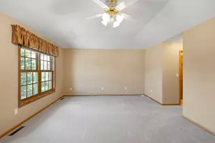 15395 Boulder Pointe Rd, Eden Prairie, MN 55347 - Photo 28