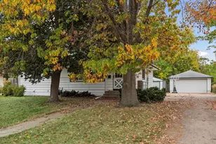 7006 Ewing Ave N, Brooklyn Center, MN 55429 - Photo 4