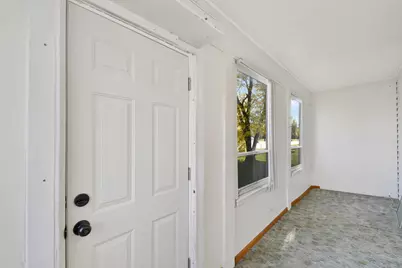 523 Front Street N, Barnesville, MN 56514 - Photo 2