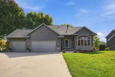 458 Coyote Trail, Lino Lakes, MN 55014 - Photo 4