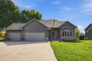 458 Coyote Trail, Lino Lakes, MN 55014 - Photo 4