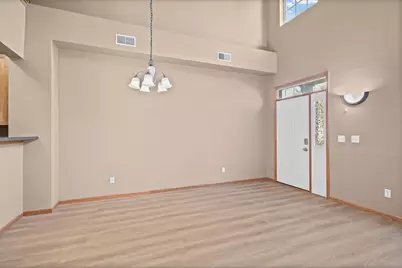 941 Newport Avenue, Shakopee, MN 55379 - Photo 10