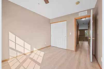 941 Newport Avenue, Shakopee, MN 55379 - Photo 30