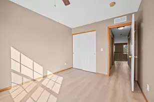 941 Newport Ave, Shakopee, MN 55379 - Photo 30