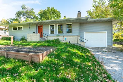 904 N Rosemary Avenue, Fergus Falls, MN 56537 - Photo 2