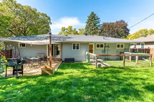904 N Rosemary Ave, Fergus Falls, MN 56537 - Photo 16
