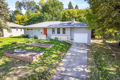 904 N Rosemary Avenue, Fergus Falls, MN 56537 - Photo 1