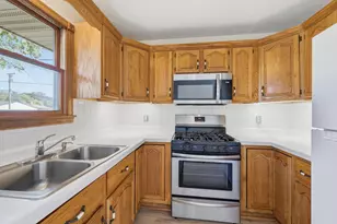 2223 Maryland Ave E, Saint Paul, MN 55119 - Photo 10