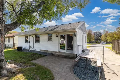 2223 Maryland Avenue E, Saint Paul, MN 55119 - Photo 28