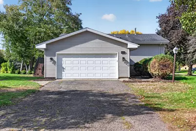 10605 Union Terrace Way N, Plymouth, MN 55441 - Photo 24