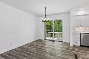 20375 Hughes Ave W, Lakeville, MN 55044 - Photo 10
