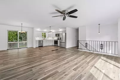 20375 Hughes Avenue W, Lakeville, MN 55044 - Photo 4