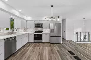 20375 Hughes Ave W, Lakeville, MN 55044 - Photo 8