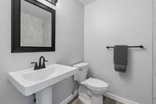 20375 Hughes Ave W, Lakeville, MN 55044 - Photo 16