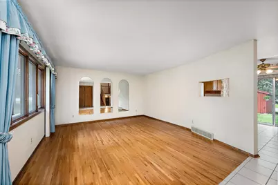 7901 Douglas Drive N, Brooklyn Park, MN 55443 - Photo 4