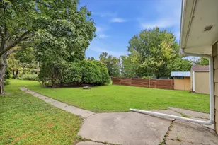 1677 Rose Pl, Roseville, MN 55113 - Photo 22