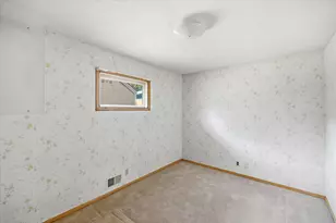 1677 Rose Pl, Roseville, MN 55113 - Photo 16