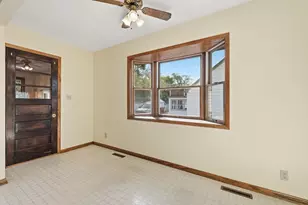 9917 Pleasant Ave S, Bloomington, MN 55420 - Photo 8